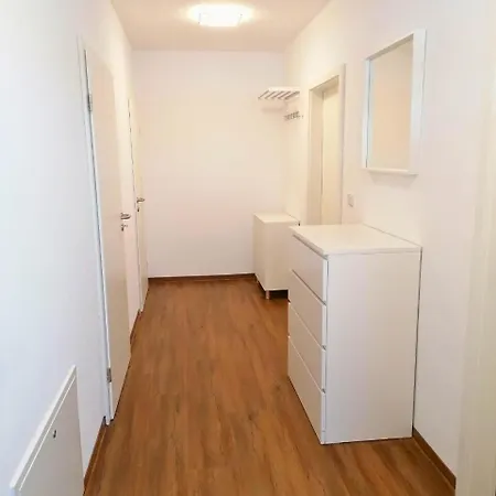 Monteurwohnung I Wlan I Parkplatz Appartamento